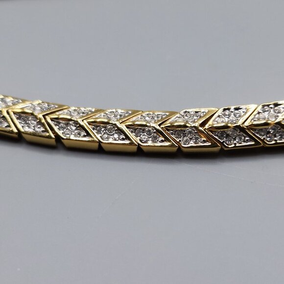 Gold Tone Chevron Tennis Bracelet 8" Clear Stone - Picture 5 of 9